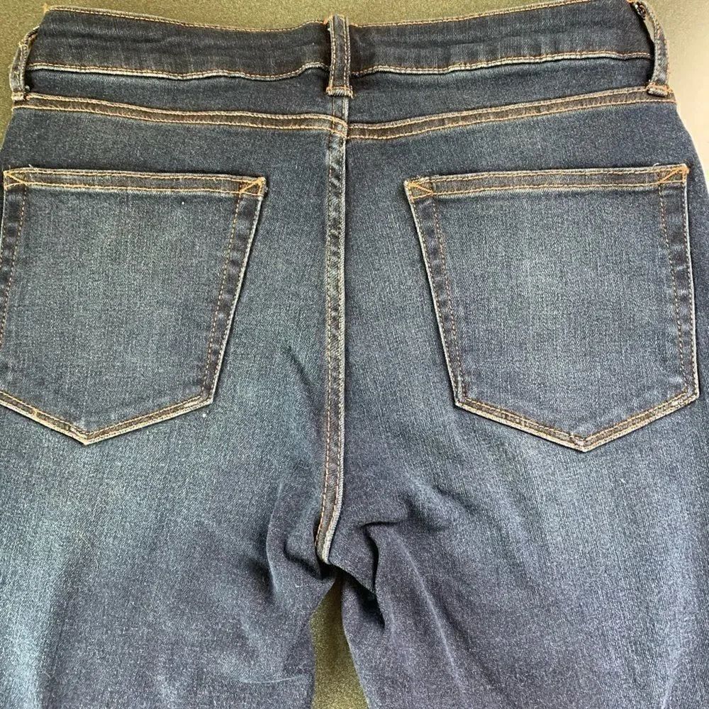 A.n.a. Jeans 27/4 begging actual 27/28 stretch. - Picture 6 of 6